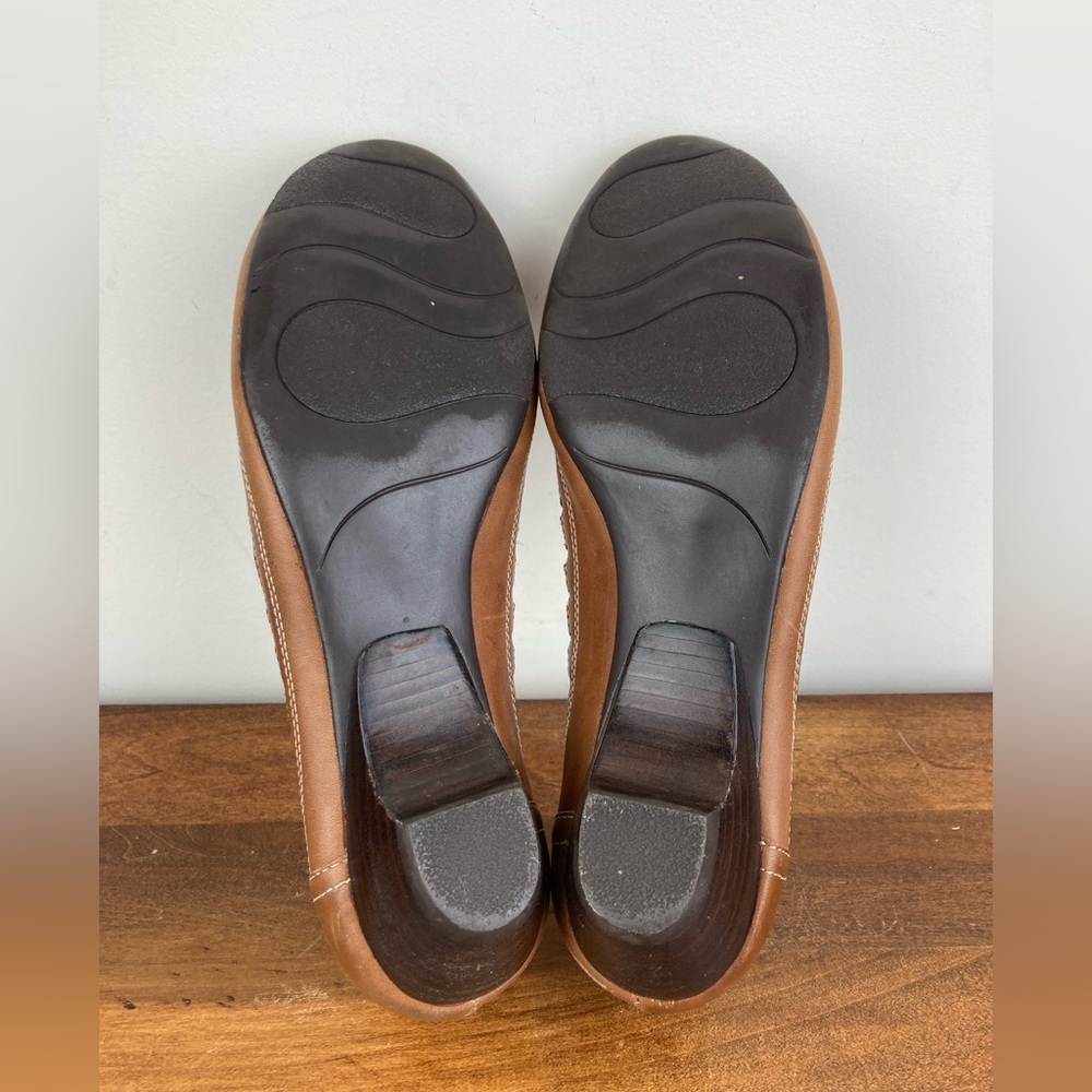 Strictly Comfort Low Heel Ballet Shoes Brown Leather Embroidered Women’s Size 9M - Picture 9 of 11